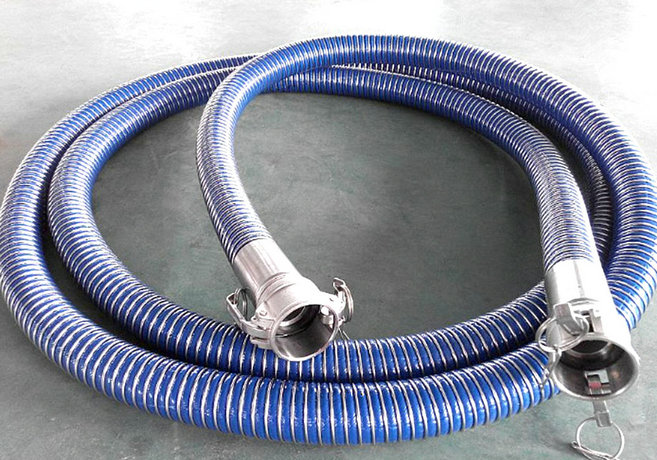 復合輸油管 Composite oil hose